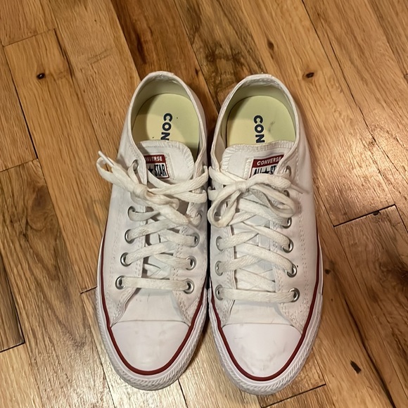 White Chuck Taylor All Star Classic Converse - Picture 2 of 6